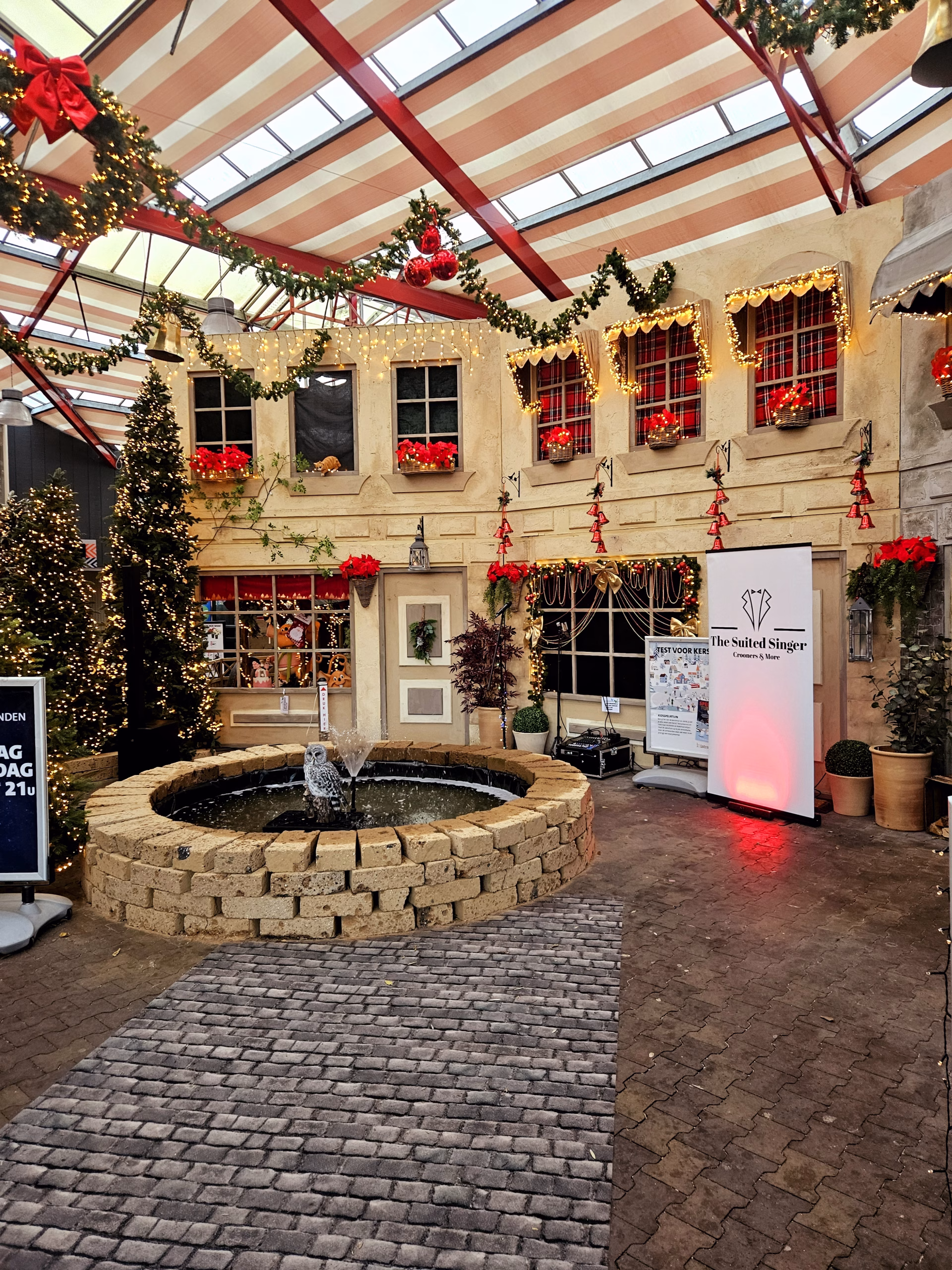 Kerstmarkt entertainment met live kerstzanger